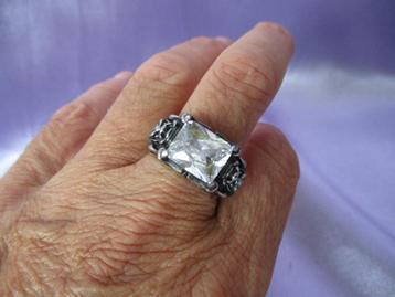 Dragon zirconia ring, Ø 20,7 mm of Ø 21,7 mm beschikbaar voor biedingen