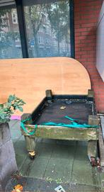 Moestuinbak op wielen met waterafvoer., Ophalen, Gebruikt