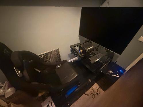 Simracing Rig - Fanatec F1 Stuur & ClubSport V3 Pedalen, Spelcomputers en Games, Spelcomputers | Overige Accessoires, Gebruikt