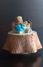 Vintage porseleinen draaiende muziekdoos berenfiguren .nr 3, Ophalen of Verzenden