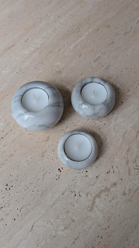 Marmeren waxinelichthouders set van 3, Huis en Inrichting, Woonaccessoires | Kandelaars en Kaarsen, Gebruikt, Kandelaar, Minder dan 25 cm