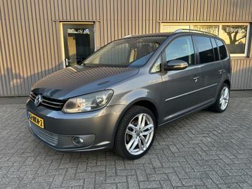 Volkswagen Touran 1.2 TSI Highline 7PERS Airco PDC Cruise LM beschikbaar voor biedingen