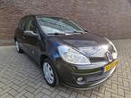 Renault Clio 1.2-16V Special Line 5 deurs airco radio carkit, Voorwielaandrijving, Gebruikt, Zwart, 4 cilinders