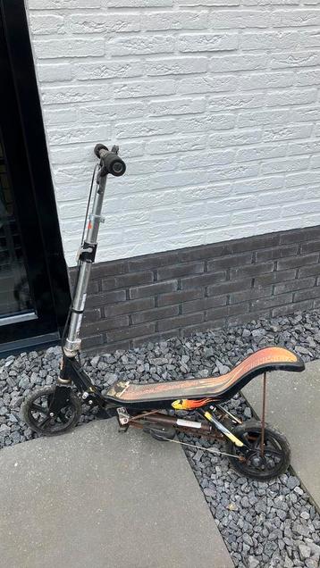 Space scooter beschikbaar voor biedingen