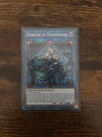 Yugioh Gorgon of Zilofthonia Secret Rare, Hobby en Vrije tijd, Verzamelkaartspellen | Yu-gi-Oh!, Ophalen of Verzenden, Zo goed als nieuw