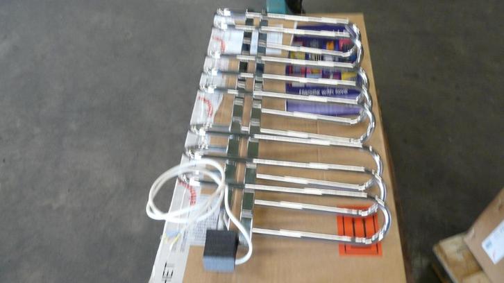 Bisque elektrische radiator 200 Watt, Hobby en Vrije tijd, Overige Hobby en Vrije tijd, Nieuw, Ophalen
