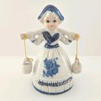 Tafelbel in Delftsblauwe stijl
- Melkmeisje van keramiek, Verzamelen, Ophalen of Verzenden, Gebruikt, Mens