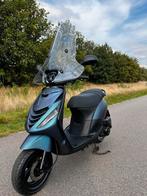 Zip 2019, Fietsen en Brommers, Scooters | Piaggio, Zip, Ophalen of Verzenden, Zo goed als nieuw, Benzine