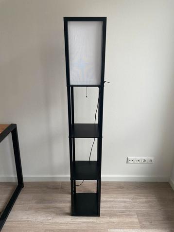 Standing lamp (like new) beschikbaar voor biedingen