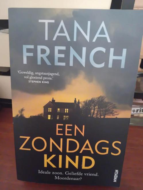 Tana French - Een zondagskind, Boeken, Thrillers, Zo goed als nieuw, Nederland, Verzenden