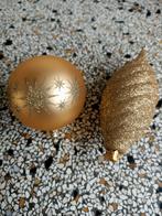 Twee goudkleurige kerstballen., Ophalen of Verzenden, Gebruikt