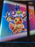 Prismatic Evolutions Pokémon Binder - Leeg, Hobby en Vrije tijd, Verzamelkaartspellen | Pokémon, Ophalen of Verzenden, Zo goed als nieuw