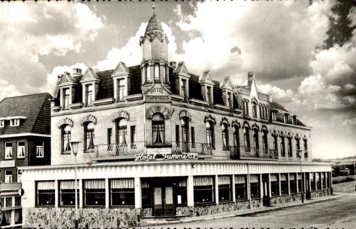 Hotel Tummers, Verzamelen, Ansichtkaarten | Nederland, Gelopen, Limburg, Voor 1920, Ophalen of Verzenden