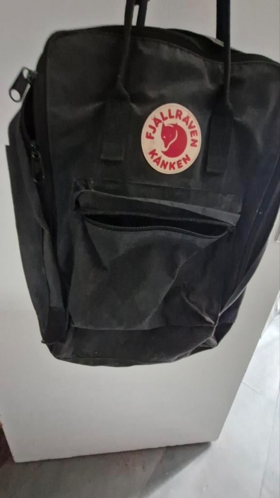 Fjallraven Kanken Rugtas - Zwart, Sieraden, Tassen en Uiterlijk, Tassen | Rugtassen, Gebruikt, Overige merken, 25 tot 40 cm, 30 tot 45 cm