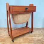 Vintage Teak Scandinavische Naaidoos Tafel, 50 tot 100 cm, Ophalen of Verzenden, Zo goed als nieuw, Minder dan 50 cm