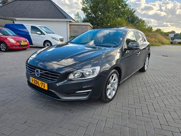 Volvo V60 D2 40pk Start/stop Powershift 2015 Grijs beschikbaar voor biedingen