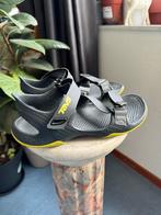 Teva SN 1003685. Maat 35, Verzenden, Zo goed als nieuw, Jongetje of Meisje, Overige typen