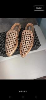 Nieuw! Goudkleurige sandalen , Melvin en hamilton 39, Overige kleuren, Nieuw, Ophalen of Verzenden, Espadrilles of Moccasins