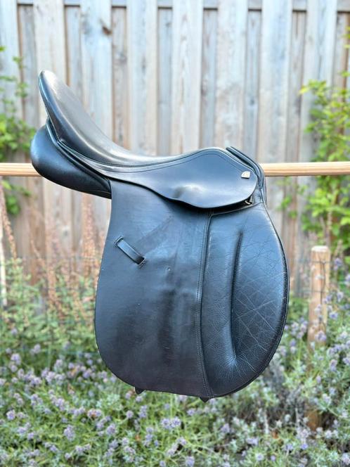 Veelzijdigheidszadel 17,5 inch MW, Dieren en Toebehoren, Paarden en Pony's | Zadels, Ophalen of Verzenden