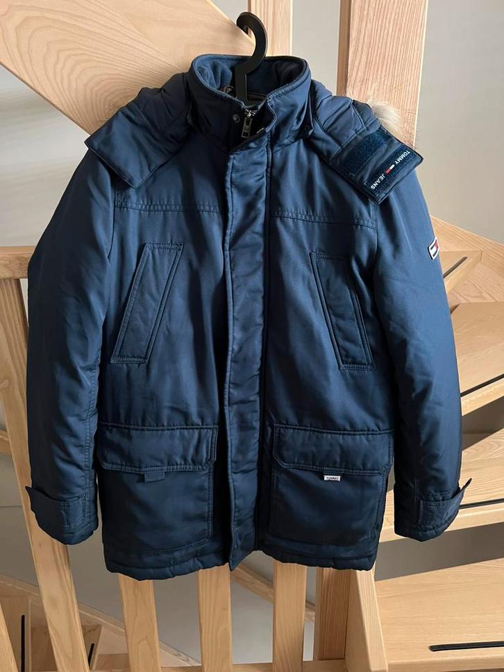 Tommy Hilfiger Winterjas Exclusief Luxe & Tijdloos Design XS, Kleding | Heren, Jassen | Winter, Zo goed als nieuw, Maat 46 (S) of kleiner