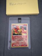 Moltress Holo - Base Set 10/100, Ophalen of Verzenden, Gebruikt, Losse kaart, Foil