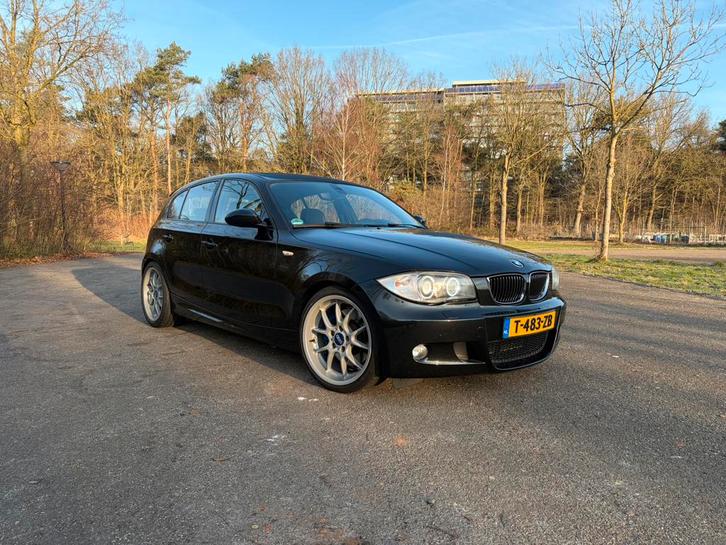 BMW 130i 2005 E87 M-Pakket (LSD), Auto's, BMW, Particulier, 1-Serie, ABS, Airbags, Airconditioning, Bluetooth, Boordcomputer, Centrale vergrendeling