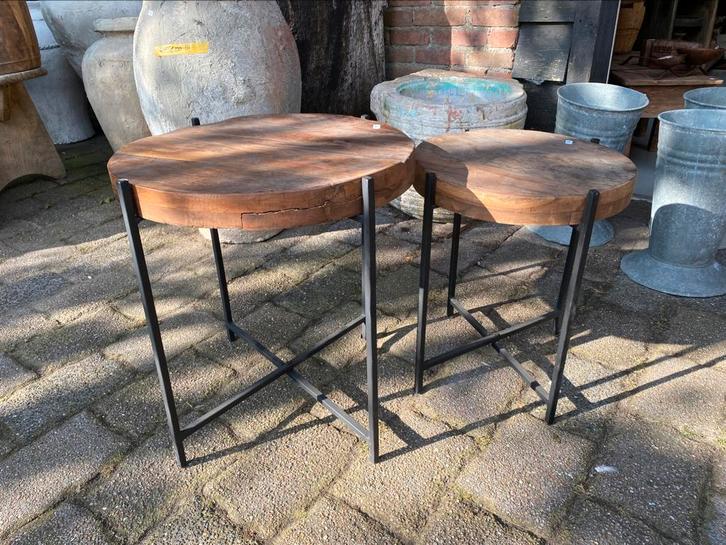 Stoer bijzettafeltje, Huis en Inrichting, Tafels | Bijzettafels, Nieuw, Rond, 45 tot 60 cm, Minder dan 55 cm, Hout, Ophalen of Verzenden