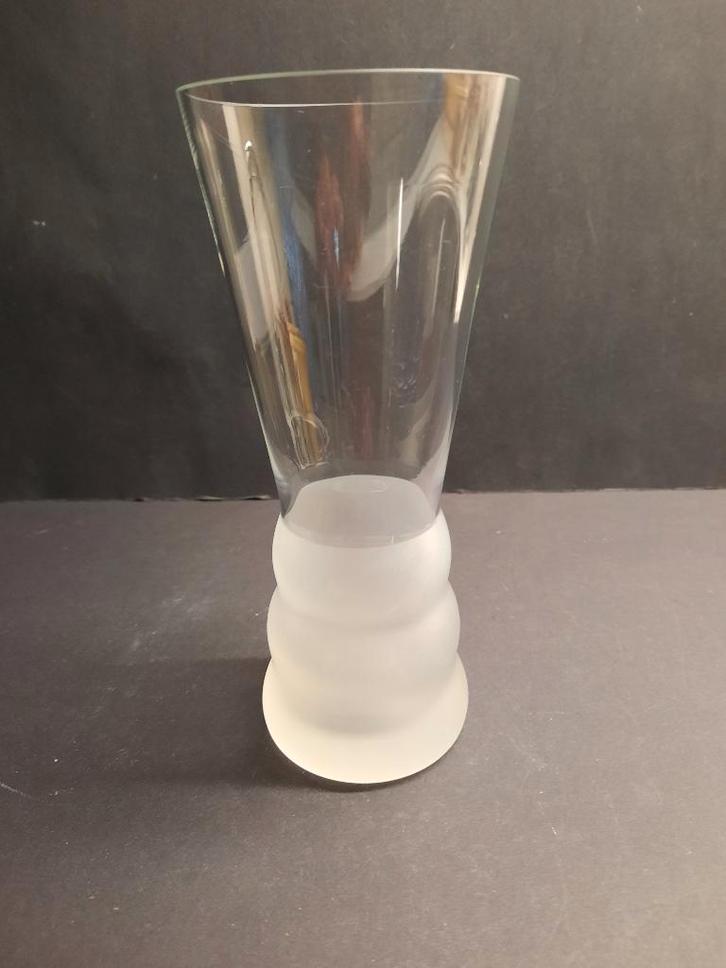 Groot Hoog glas 19 cm hoog voor drank of voor bloemen?, Antiek en Kunst, Antiek | Glas en Kristal, Ophalen of Verzenden