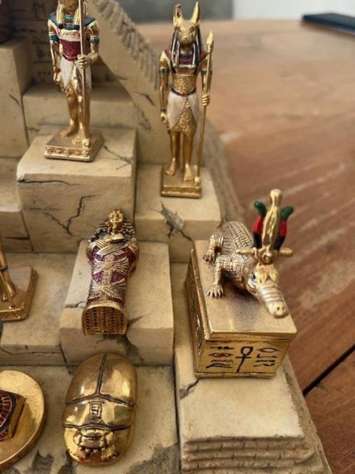 Franklin Mint verzameling piramide met stukken, Verzamelen, Complete verzamelingen en Collecties, Ophalen