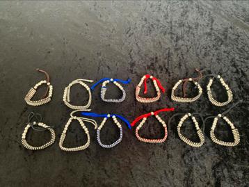 Partij 12 stuks div kleuren Ibiza armbandjes A45 beschikbaar voor biedingen