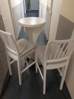 Zelfgemaakte bartafel (multiplex) + 3 barstoelen/ krukken, Huis en Inrichting, Ophalen, Zo goed als nieuw