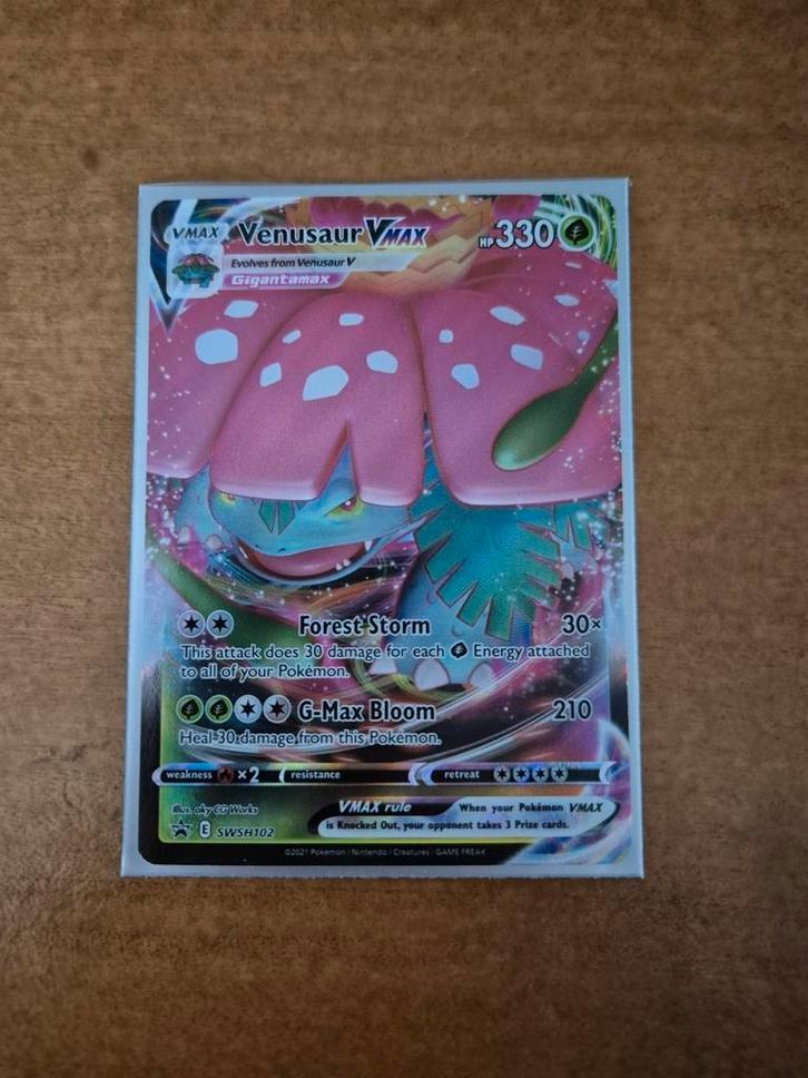 Venusaur Vmax SWSH102, Hobby en Vrije tijd, Verzamelkaartspellen | Pokémon, Zo goed als nieuw, Losse kaart, Ophalen of Verzenden
