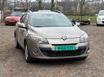 Renault Mégane Estate 1.5 dCi Dynamique PANORAMA DAK, Auto's, Euro 5, Gebruikt, 680 kg, 4 cilinders
