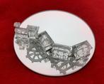 Swarovski treinwagonnen en locomotief op spiegel met rails, Verzamelen, Swarovski, Ophalen, Zo goed als nieuw, Figuurtje