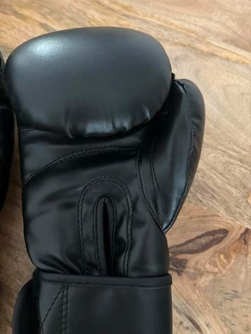 Boksset XPRT 6OZ + Scheenbeschermers S - Zo Goed Als Nieuw! beschikbaar voor biedingen