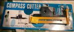 OLFA Compass Cutter / Cirkelsnijder CMP-1, Hobby en Vrije tijd, Knutselen, Ophalen of Verzenden, Nieuw, Gereedschap of Toebehoren