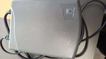 Ebike oplader. Din 3. Plug beschikbaar voor biedingen