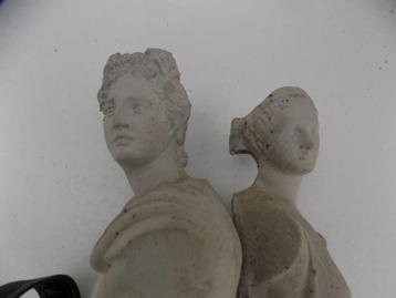 Wanddecoratie tuindecoratie romeins set van twee beschikbaar voor biedingen