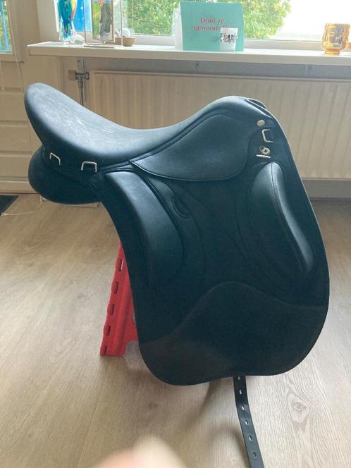 2x wintec endurance 17,5 inch, Dieren en Toebehoren, Paarden en Pony's | Zadels, Gebruikt, Overige soorten, Ophalen
