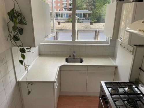SieMatic keukenblok met hangende kasten, in nette staat., Huis en Inrichting, Keuken | Complete keukens, Gebruikt, Enkelwandige keuken