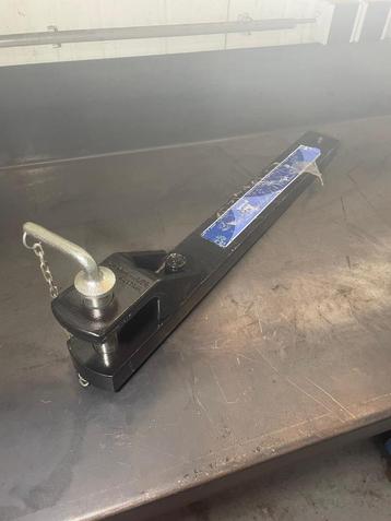 Trekbek/lage trekpunt/trekstang  beschikbaar voor biedingen