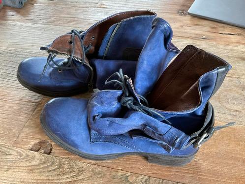 Prachtige kwaliteit schoenen maat 41 paars, Kleding | Dames, Schoenen, Zo goed als nieuw, Ophalen of Verzenden