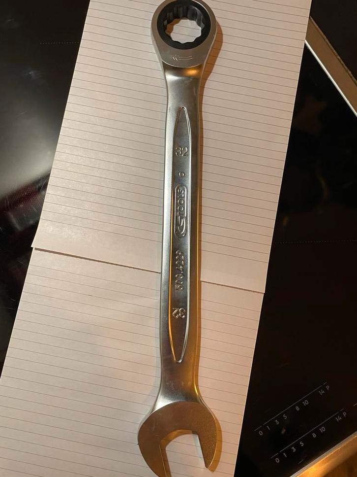 Nieuwe KS Tools Ringratelsleutel 32mm, Doe-het-zelf en Verbouw, Gereedschap | Handgereedschap, Nieuw, Ophalen of Verzenden
