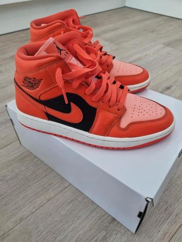 NIKE AIR JORDAN maat 40 beschikbaar voor biedingen