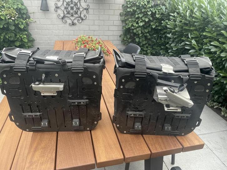 Lonerider Semi Rigid Motortassen BMW 1200/1250 GSA, Motoren, Accessoires | Koffers en Tassen, Gebruikt, Ophalen