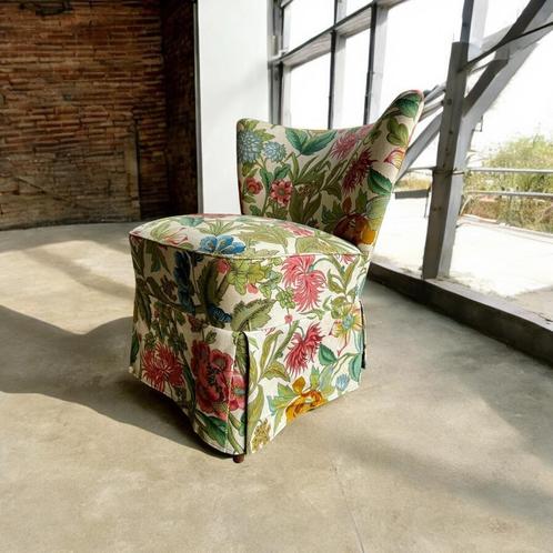 Vintage gebloemd cocktailstoel / eenzit / fauteuil, Huis en Inrichting, Fauteuils, Ophalen