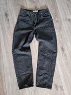 Zwart dames broek Mom Bershka, maat S 36 (SH1), Ophalen of Verzenden, Zo goed als nieuw, Zwart, W28 - W29 (confectie 36)