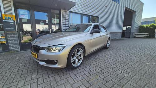 Bmw 3-SERIE 320i EffiicientDynamics Edition Executive LEDER, Auto's, BMW, Bedrijf, 3-Serie, ABS, Airbags, Alarm, Bluetooth, Boordcomputer