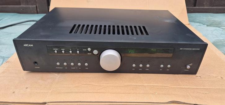 Defecte ARCAM A85 integrated amplifier, Audio, Tv en Foto, Versterkers en Receivers, Niet werkend, Overige merken, Ophalen of Verzenden