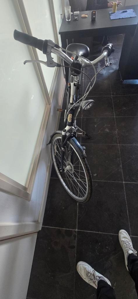 Degelijke stadsfiets - Gebruikt, Fietsen en Brommers, Fietsen | Dames | Damesfietsen, Gebruikt, Overige merken, Versnellingen